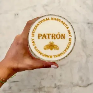 Free of charge: 1 Coffee Pod & 1 Ripples Foamer